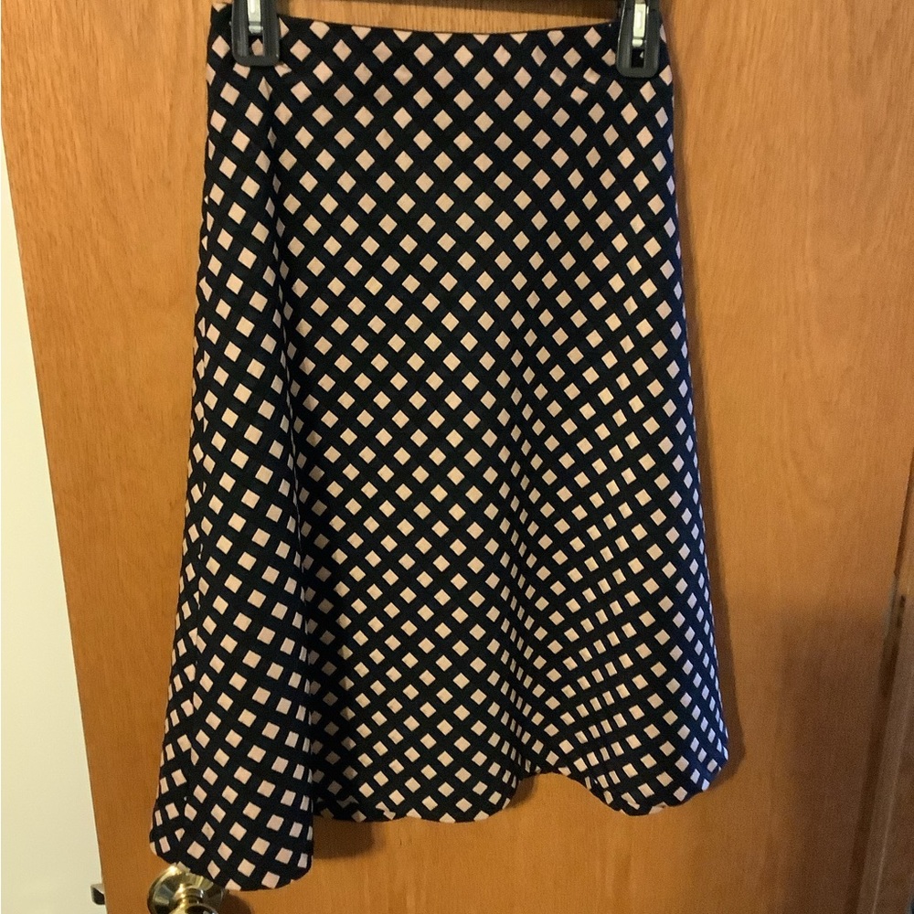 Ann Taylor skirt - size 6